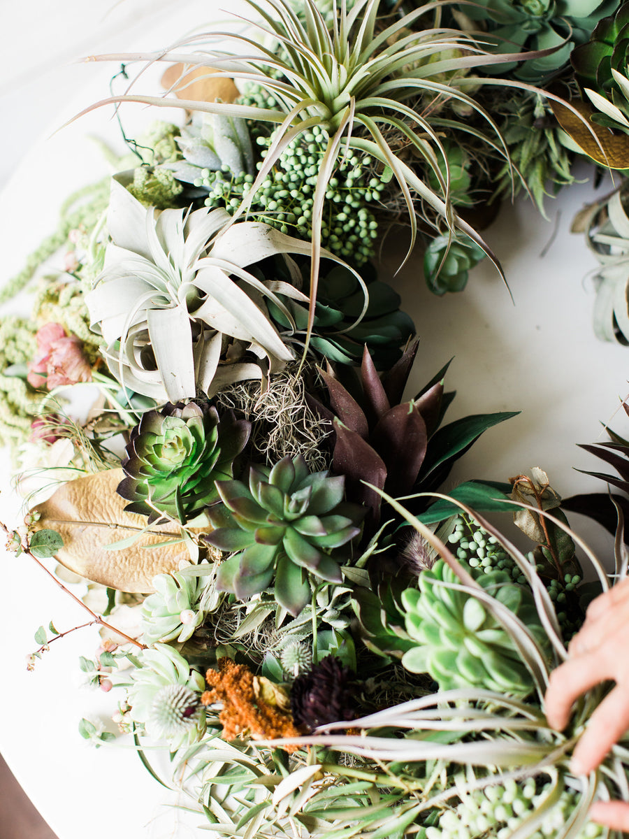 Greenhills Long Needle Pine, Wreath and Garland